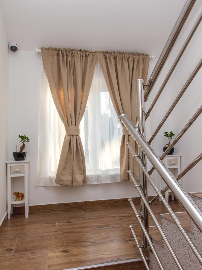 Guesthouse Dubai ซาเกร็บ ภายนอก รูปภาพ
