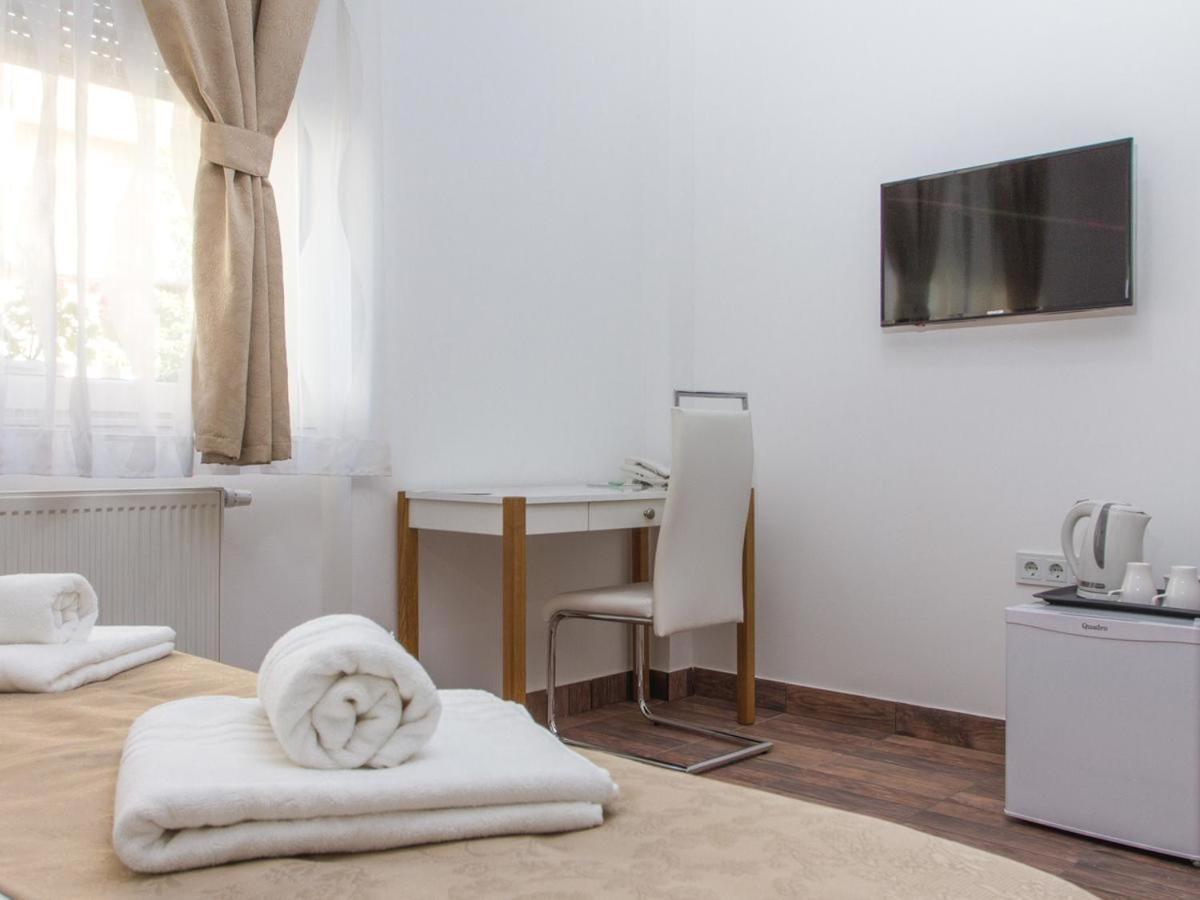 Guesthouse Dubai ซาเกร็บ ภายนอก รูปภาพ